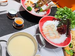 -红鼎豆捞·非遗鲍皇汤火锅(宝丰路店)