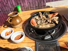 -阿婆情腊排骨火锅(金虹路店)