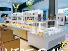 面包甜点陈列柜-好利来(世纪金源购物中心店)