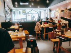 大堂-木屋烧烤(岗顶二店)