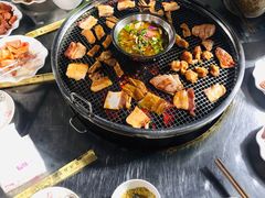 -小辣椒汤锅烧烤(温泉南街店)