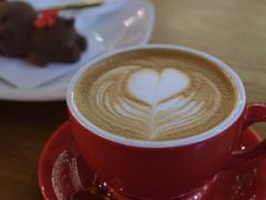 拿铁（冷/热）-街角 T·COFFEE 融合料理·BISTRO(车公庙店)