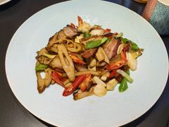 -桥边小楼·手工云南菜·古城观景小楼
