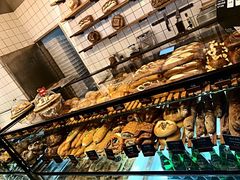-81BAKERY(大学路店)