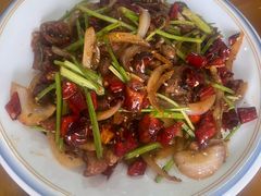 -鹤乡东北菜(崮山路店)