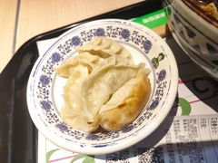 -蒙自源米线大王(东站店)