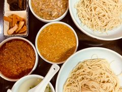 -裕兴记•蟹黄面馆(人民广场店)