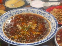 -佬缸炮江湖川菜(玉林店)