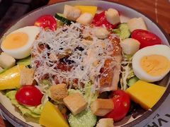 碳烤鸡肉芒果坚果沙拉-一沙一城·岩烤牛扒(深圳首店)