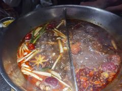 -湊湊火锅·茶憩(新中关购物中心店)