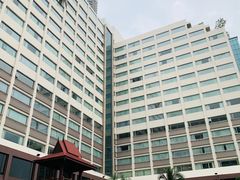 -曼谷湄南河畔华美达广场酒店
