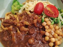 葱酥卤肉干拌面-陳八两面家(滨江天街店)