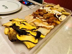 菌菇拼盘-芸山季·云南野生菌火锅(宝能环球汇店)
