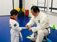 -金载勋跆拳道场(玲东花园店)