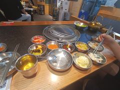 -GOGIYA·咕叽吖韩国传统烤肉店(东方新天地店)
