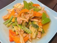 炒什锦蔬菜-URBAN SOI Thai Kitchen乐泰料理(长乐路店)