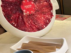 -左庭右院鲜牛肉火锅(浦江欢乐颂店)