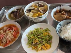 -爱的果实月嫂育婴师(世纪东方店)