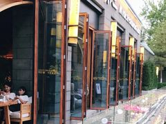 门面-不二民谣音乐餐酒吧(西安店)