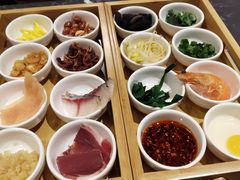 -云南荟·湖畔领宴(领事馆店)