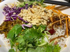 -觅山云南菜(泊富ICITY店)