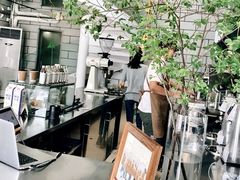 -RWORK·COFFEE(滨江店)