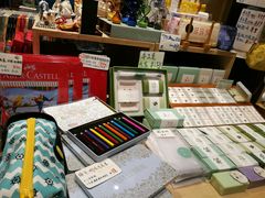 -猫的天空之城概念书店(杭州南宋御街店)