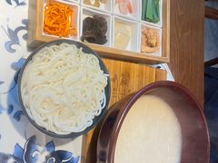 -云魁过桥米线(花之城花园店)