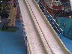 -顺德大良半月城游乐场