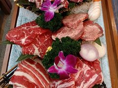 -明洞阿姨·韩式酱蟹烤肉·创意料理(三元桥店)