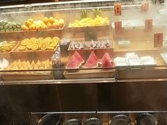 -一绪に和牛寿喜烧(罗湖益田假日店)