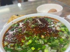 -陇上全荟兰州传统牛肉面(延吉路店)