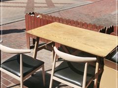 露天位-汴梁徐先生厚切炒酸奶