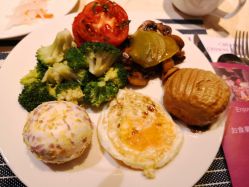 点击看大图 -广州中心皇冠假日酒店·宴会厅