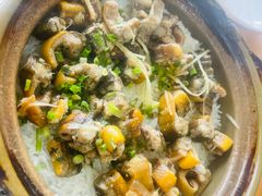 黄鳝煲仔饭-崖口煲仔饭
