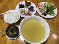 -德致祥云南过桥米线(云天小苑店)