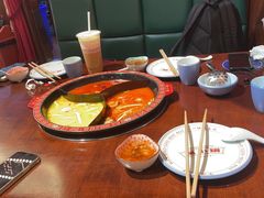 -万小鍋·酸汤肥牛火锅(苏宁广场店)