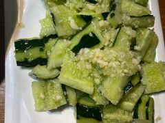 蒜泥黄瓜-三猫黑鱼花(南大店)
