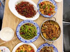 -江城燕子大排档(江汉路步行街店)