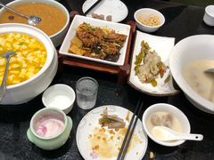 -梅飞酒家(名辉豪庭店)