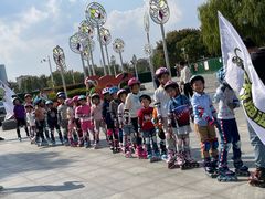 -阿布溜溜(同曦假日百货店)