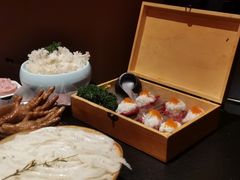 玫瑰鲍鱼墨鱼丸子-色響火锅(恒隆广场店)