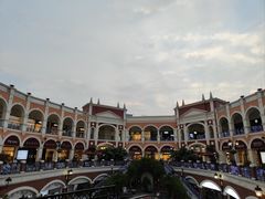 -佛罗伦萨小镇广佛名品奥特莱斯(疏港路店)