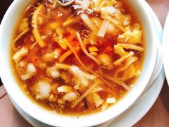 海鲜酸辣汤-夜上海(新天地店)