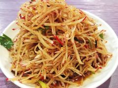 -卢六川汤肉(南方花园店)