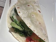 烟熏三文鱼taco-TACOS by miumiu(地堡街店)