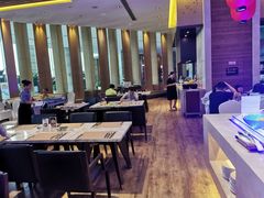 大堂-长沙三景韦尔斯利酒店·Oval全日制餐厅自助餐