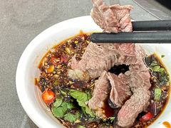 -官塘陈记鱼生·潮汕砂锅粥·牛肉火锅(潮枫路总店)