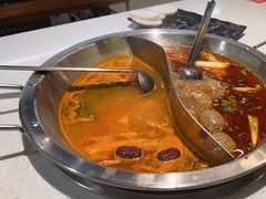 -十三幺山野火锅(市府路店)