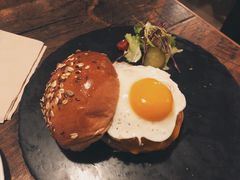 -HIGH FIVE哈福手工汉堡(桂林路店)